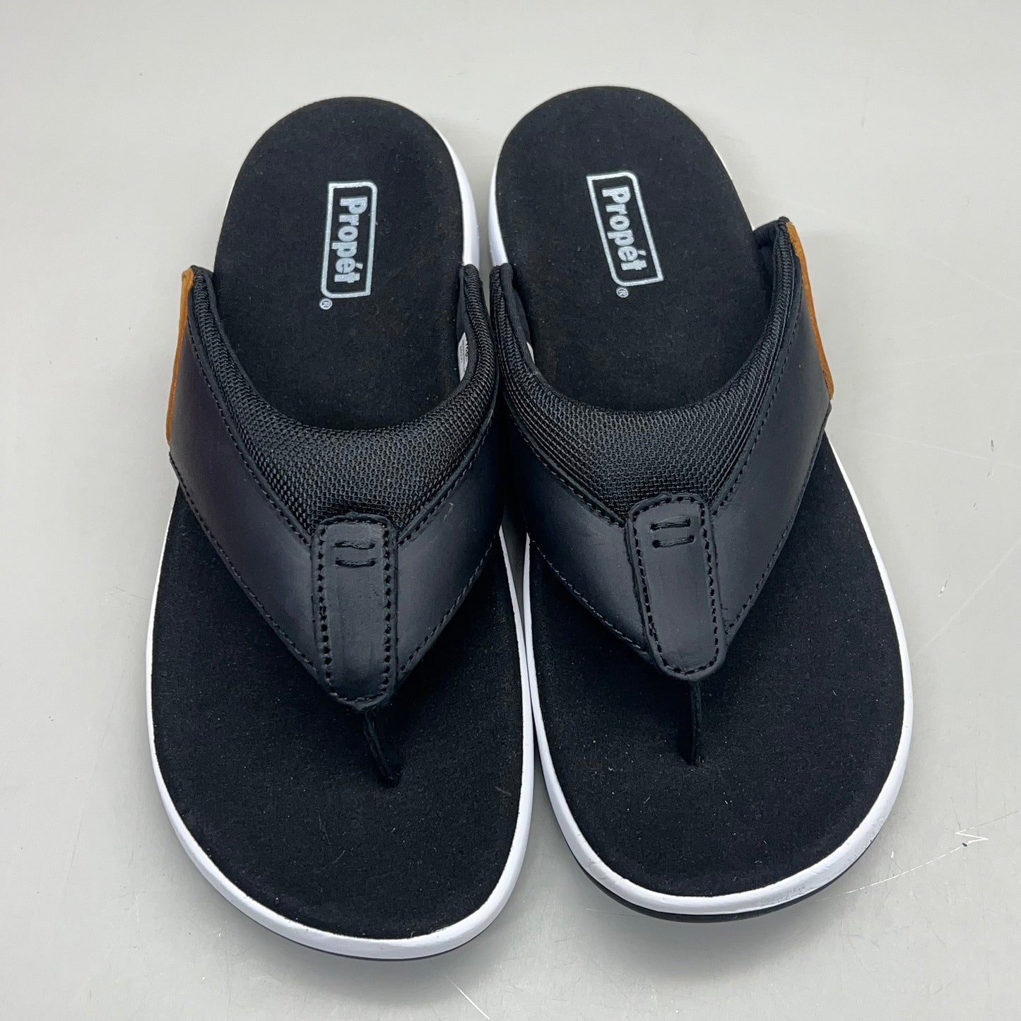 PROPET Easton Cushion Flip Flop Sandal Leather Men's Sz 8.5 M(D) Black MSV011P