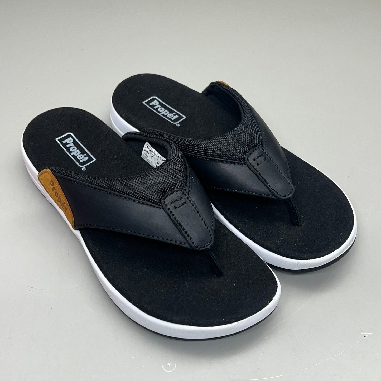 PROPET Easton Cushion Flip Flop Sandal Leather Men's Sz 8.5 M(D) Black MSV011P