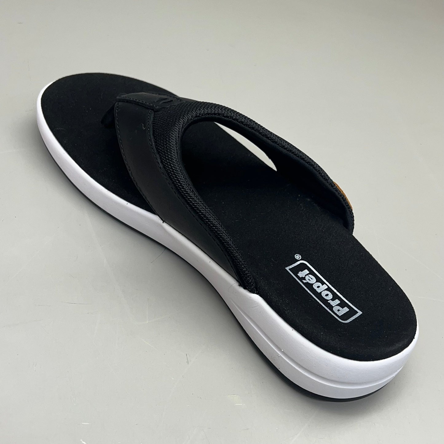 PROPET Easton Cushion Flip Flop Sandal Leather Men's Sz 8.5 M(D) Black MSV011P