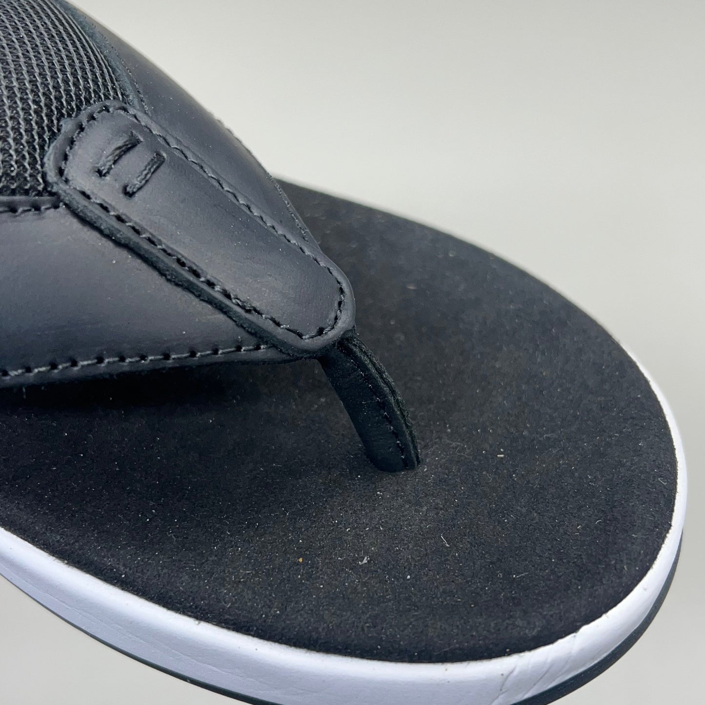 PROPET Easton Cushion Flip Flop Sandal Leather Men's Sz 8.5 M(D) Black MSV011P